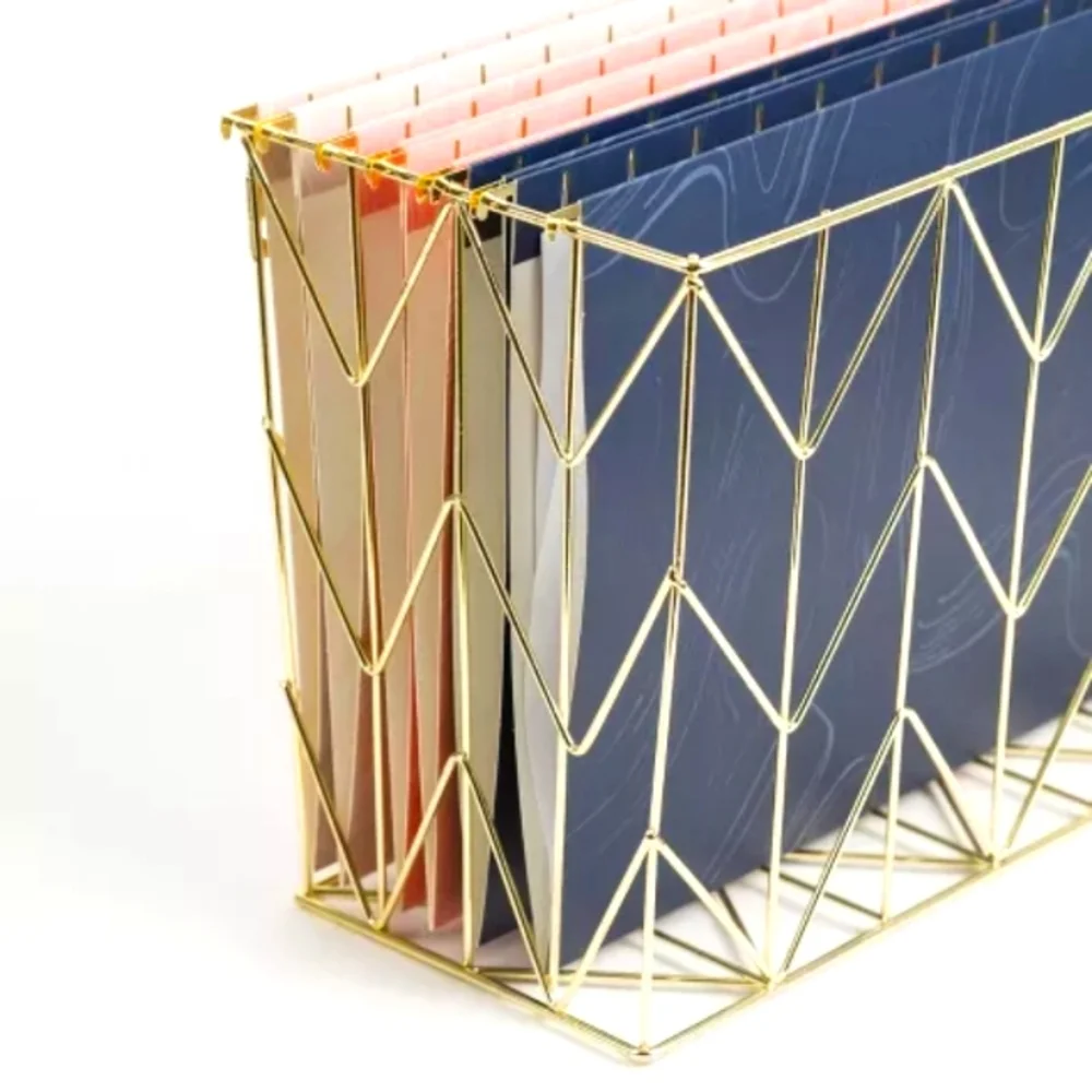|FREE W/PURCHASE| Brand 6 Pack File Folders